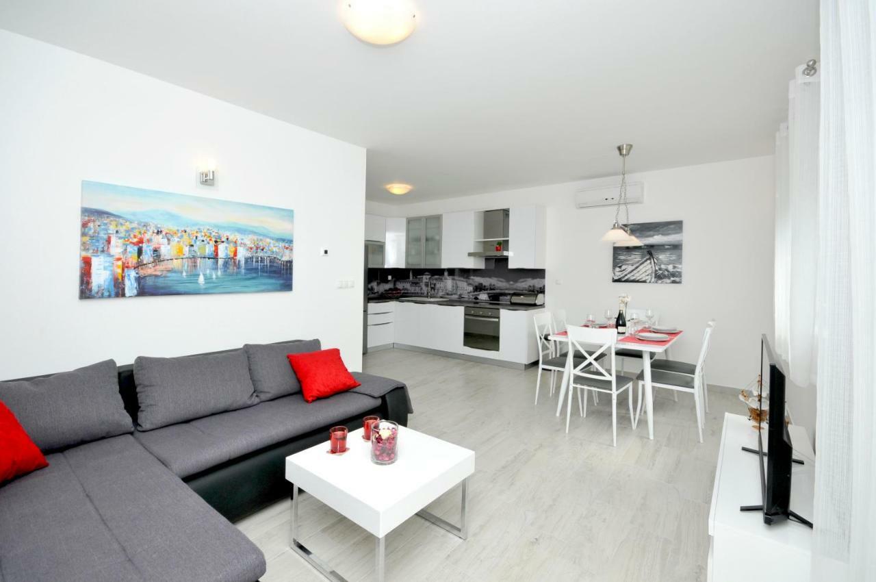 Town Apartment Trogir